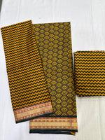 Load image into Gallery viewer, Cotton gadhwal border suit
