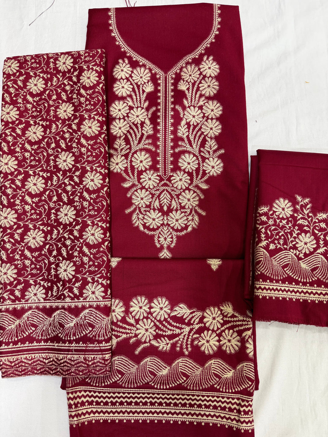 Premium woolens thread weaving