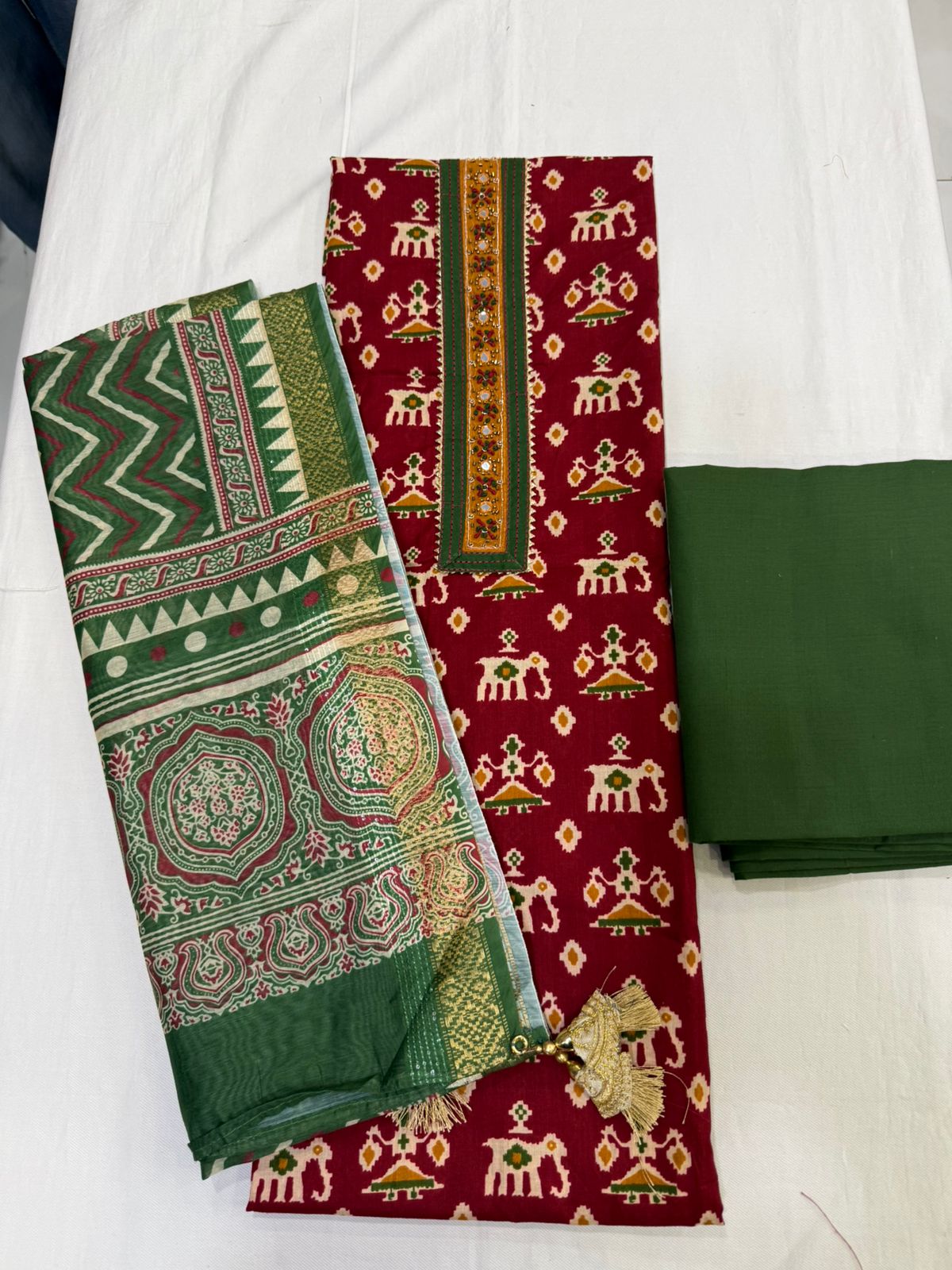 Pure cotton traditional motifs print suit piece